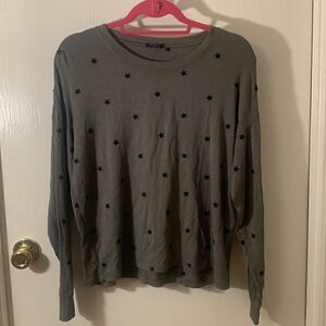 Splendid GUC green long sleeve with black embroidered stars Size Small